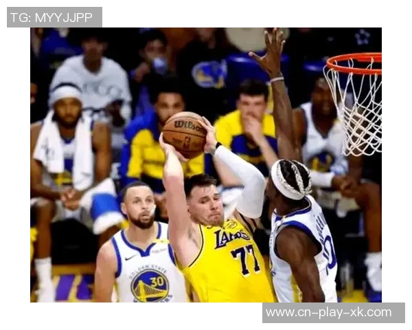 明日湖人客场挑战国王东契奇和海斯出战存疑詹姆斯等三名球员缺阵