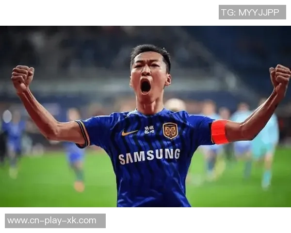 中超第26轮最佳球员揭晓申花队长吴曦36岁依然表现出色引关注