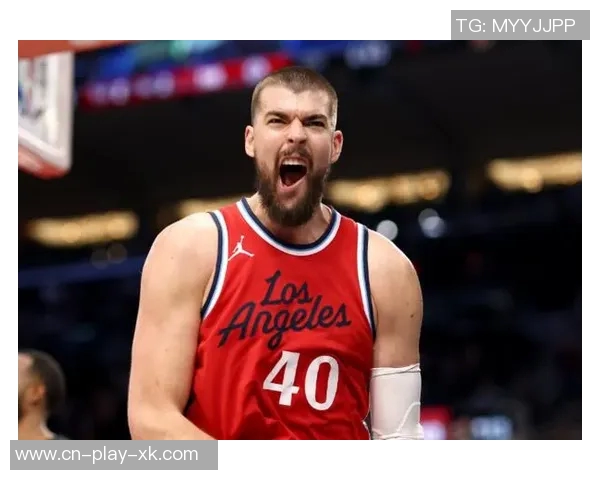 祖巴茨单场狂揽33分18篮板创快船队史近20年新纪录